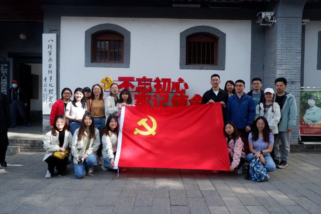 穆里尼奥下周可能会面对德罗西的罗马